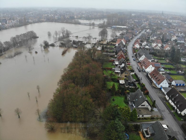 Luftbild vom Hochwasser 2023 in der Nähe der Fischerstraße in Warendorf