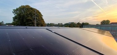 Photovoltaikanlage auf dem Dach der Gesamtschule 1