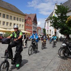 Radfahrer auf dem Marktplatz